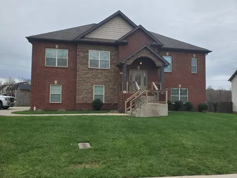 1202 Sandstream Ct, Clarksville, TN 37042