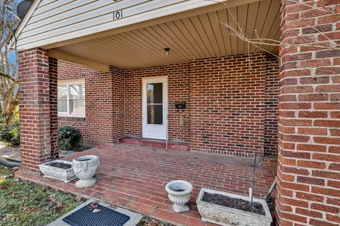 101 Spring Ave, Centerville, TN 37033 photo 10