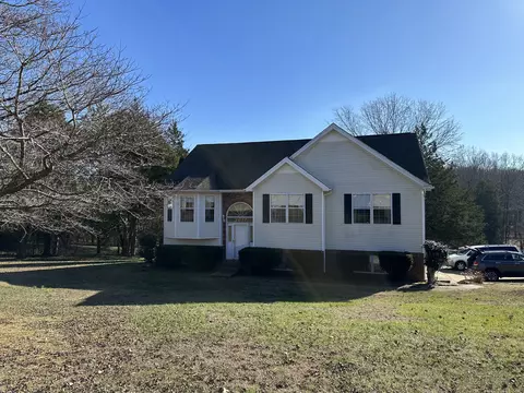 2017 Powell Dr, Culleoka, TN 38451
