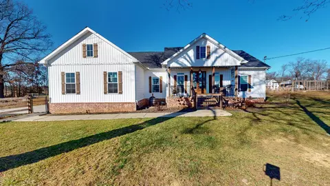 246 Pinkston Rd, Shelbyville, TN 37160