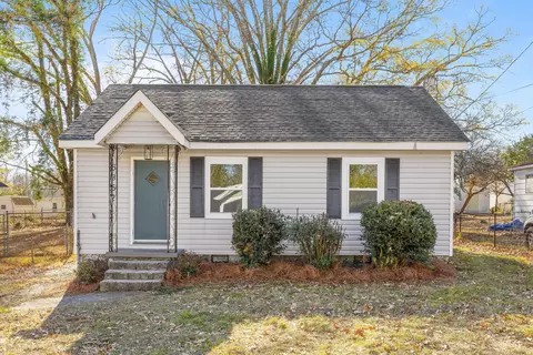 5352 Greenbriar Rd, Chattanooga, TN 37412