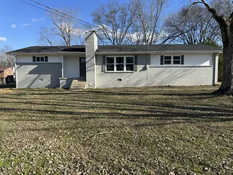 205 S Linda Dr, Shelbyville, TN 37160