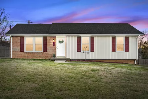 524 Morrison Dr, Clarksville, TN 37042