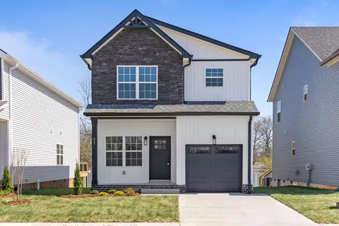 8 Charleston Cv, Clarksville, TN 37043