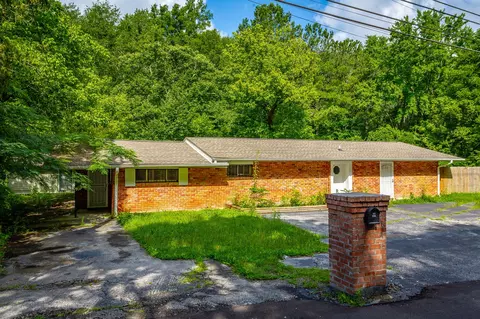 5401 Champion Rd, Chattanooga, TN 37416