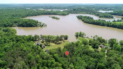 485 Iron Horse Trl, Parsons, TN 38363