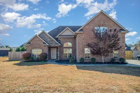 4125 Stony Point Dr NE, La Vergne, TN 37086