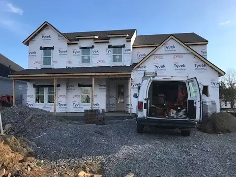 1061 Inez Dr, Smyrna, TN 37167