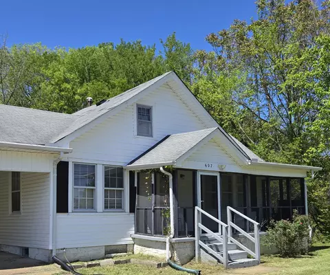 607 Highway 99, Waynesboro, TN 38485