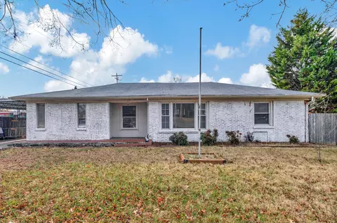 111 N James M Campbell Blvd, Columbia, TN 38401