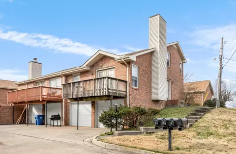 1200 Riverwood Pl #8, Clarksville, TN 37040