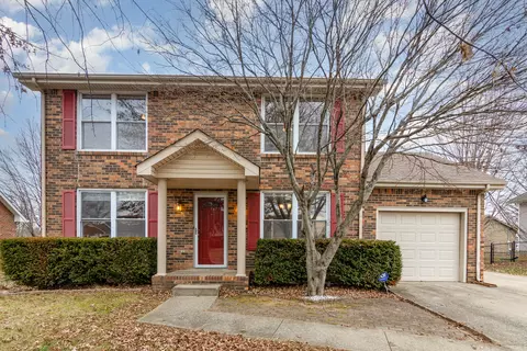 1643 S Jordan Dr, Clarksville, TN 37042
