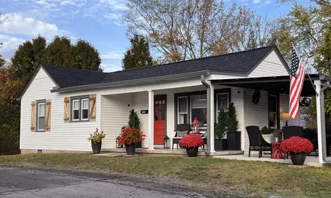 304 Dull St, Dickson, TN 37055