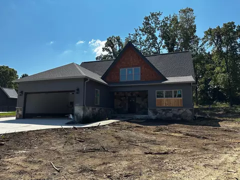 1930 Corral Rd, Signal Mountain, TN 37377