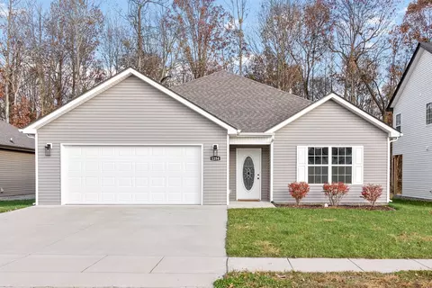 1254 Magnum Dr, Clarksville, TN 37040