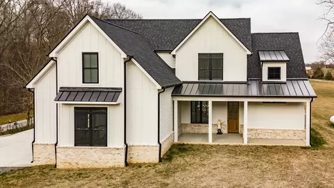 470 Canoe Branch Spur, Castalian Springs, TN 37031