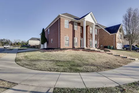 3016 Feradach Ln, Spring Hill, TN 37174