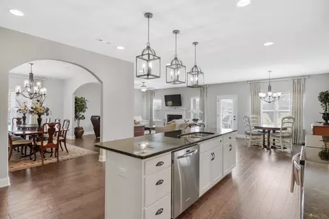 140 Madison Mill Dr, Nolensville, TN 37135