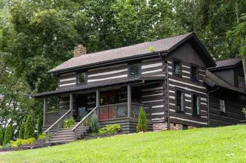 489 Cummings Ln, Gallatin, TN 37066