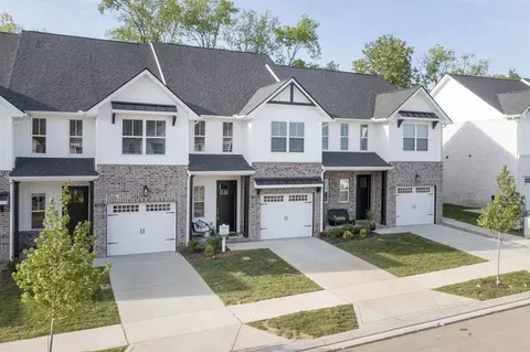 1327 Halter Park Dr, Gallatin, TN 37066