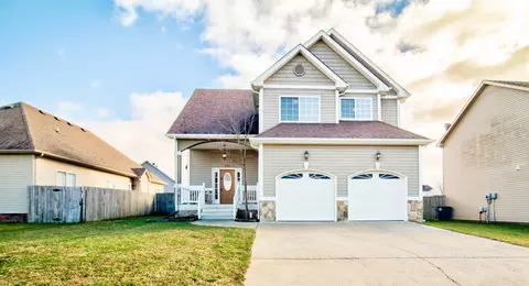 3573 Southwood Dr, Clarksville, TN 37042