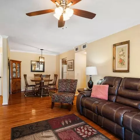 190 Oakdale Rd, Camden, TN 38320