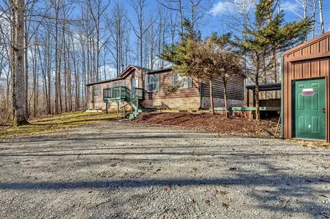 1089 Waynesboro Hwy, Hohenwald, TN 38462