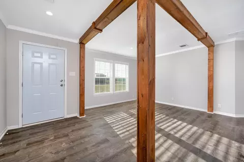 649 Wall Rd, Cunningham, TN 37052 photo 8