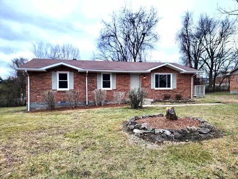 101 Oakvale Ct, Hendersonville, TN 37075