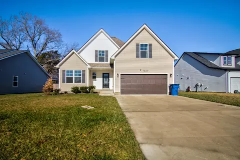 1337 Shockey Dr, Clarksville, TN 37042