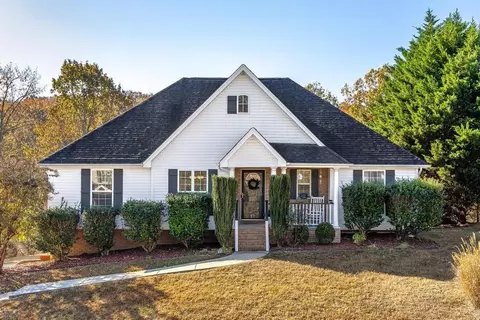 6938 Glen Cove Rd, Ooltewah, TN 37363
