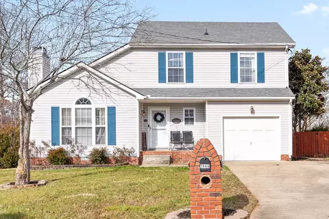 1444 Buchanon Dr, Clarksville, TN 37042