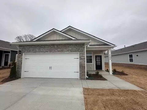 7294 Lang Ave, White House, TN 37188