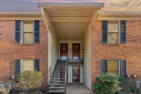 114 Westfield Dr, Nashville, TN 37221