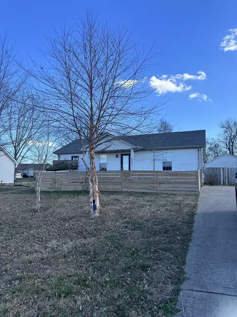 2827 Rome Ln, Clarksville, TN 37040