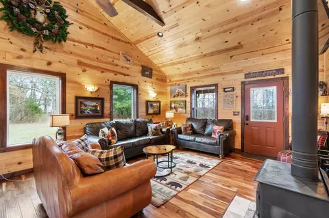 1031 Baker Ln, Centerville, TN 37033 photo 10