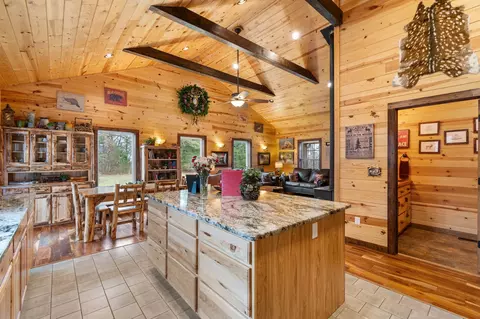 1031 Baker Ln, Centerville, TN 37033 photo 26