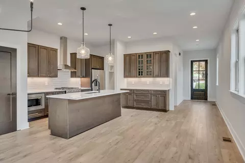 900 Delmas Ave, Nashville, TN 37216
