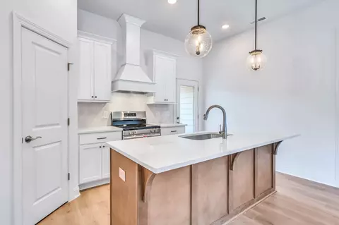 Kitchen - 3630 Jacaranda Ln, Murfreesboro, TN 37129 photo 1 of 1