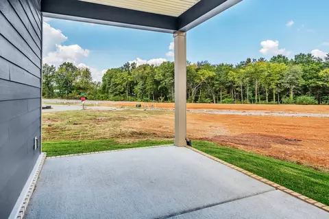 Exterior - 3630 Jacaranda Ln, Murfreesboro, TN 37129 photo 5 of 8
