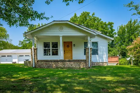639 Mission Ridge Rd, Rossville, GA 30741