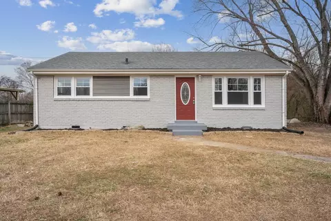 1419 Lakeview Rd, Clarksville, TN 37040