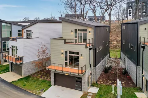 3064 Edwin Cir, Nashville, TN 37207
