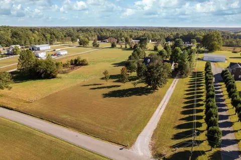 6699 E Benton Rd, Springfield, TN 37172 photo 9