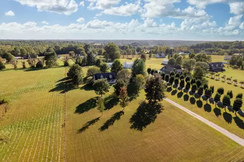 6699 E Benton Rd, Springfield, TN 37172 photo 8