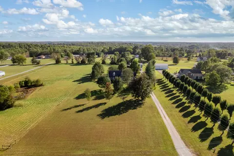 6699 E Benton Rd, Springfield, TN 37172 photo 10