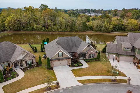 8425 River Birch Loop, Ooltewah, TN 37363 photo 3