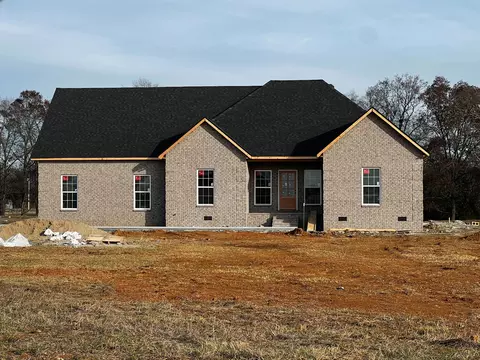 190 Honeybee Dr, Unionville, TN 37180