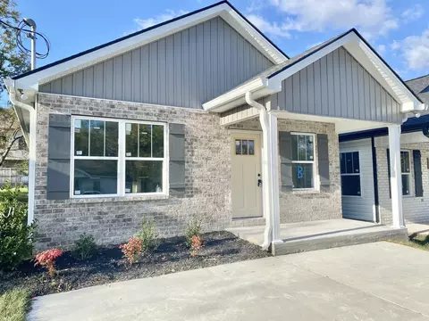 218 Burdock St # B, Lebanon, TN 37087