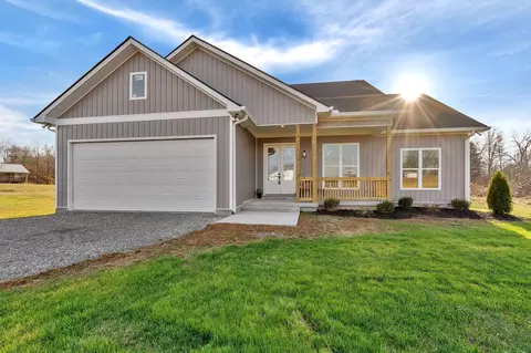 7590 Highway 41 N, Adams, TN 37010